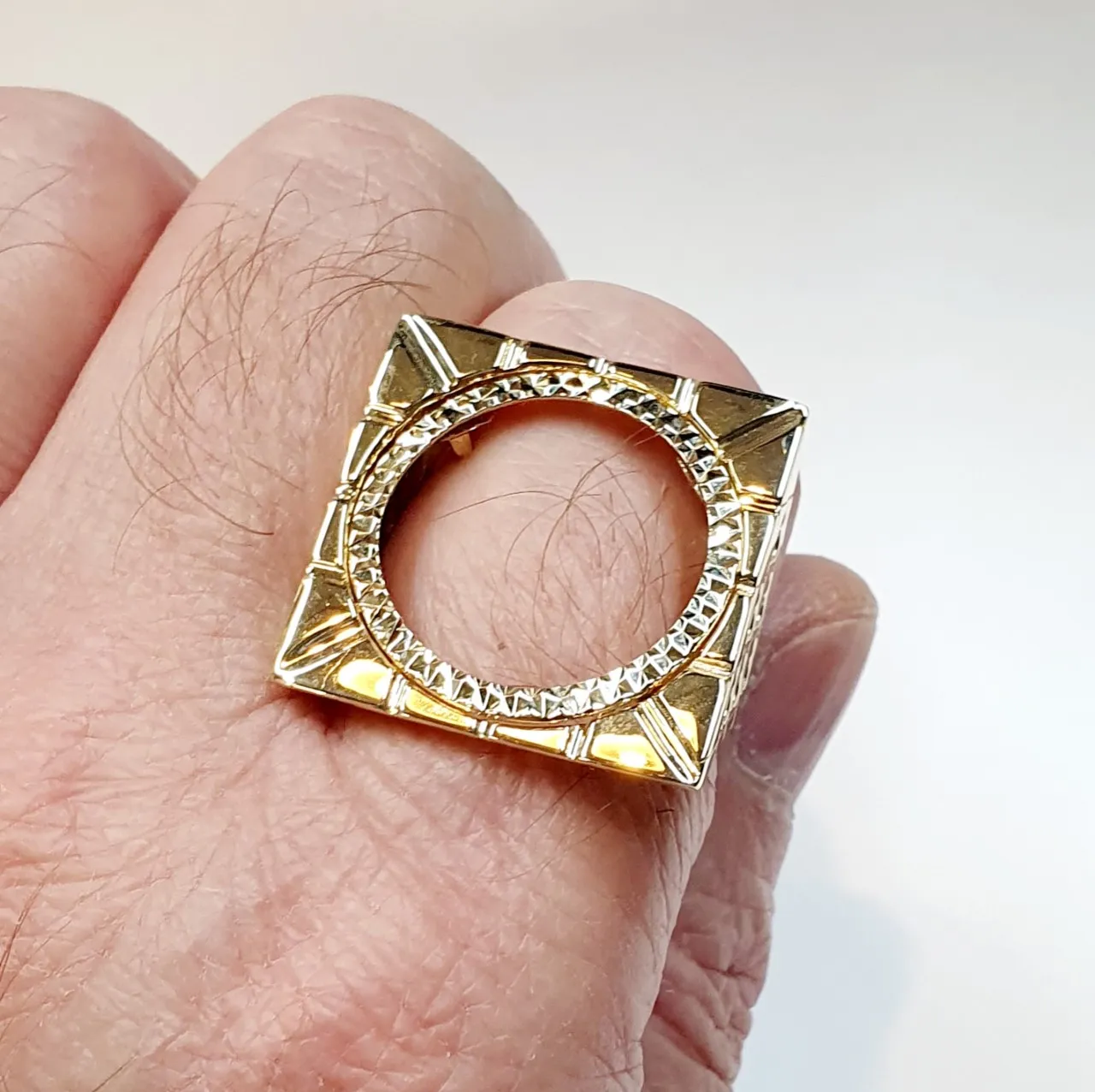 Full-Sovereign-Ring-Mount-RG00042B