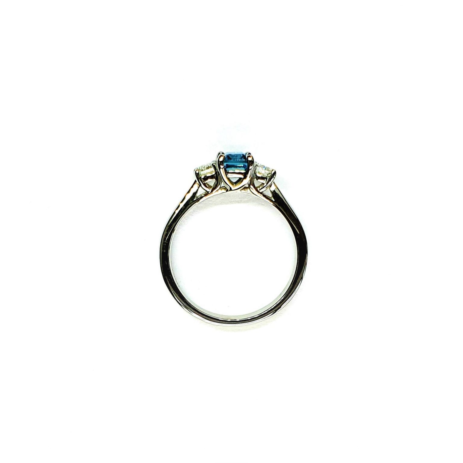 Platinum-&-Aquamarine-Ring-RPT00174