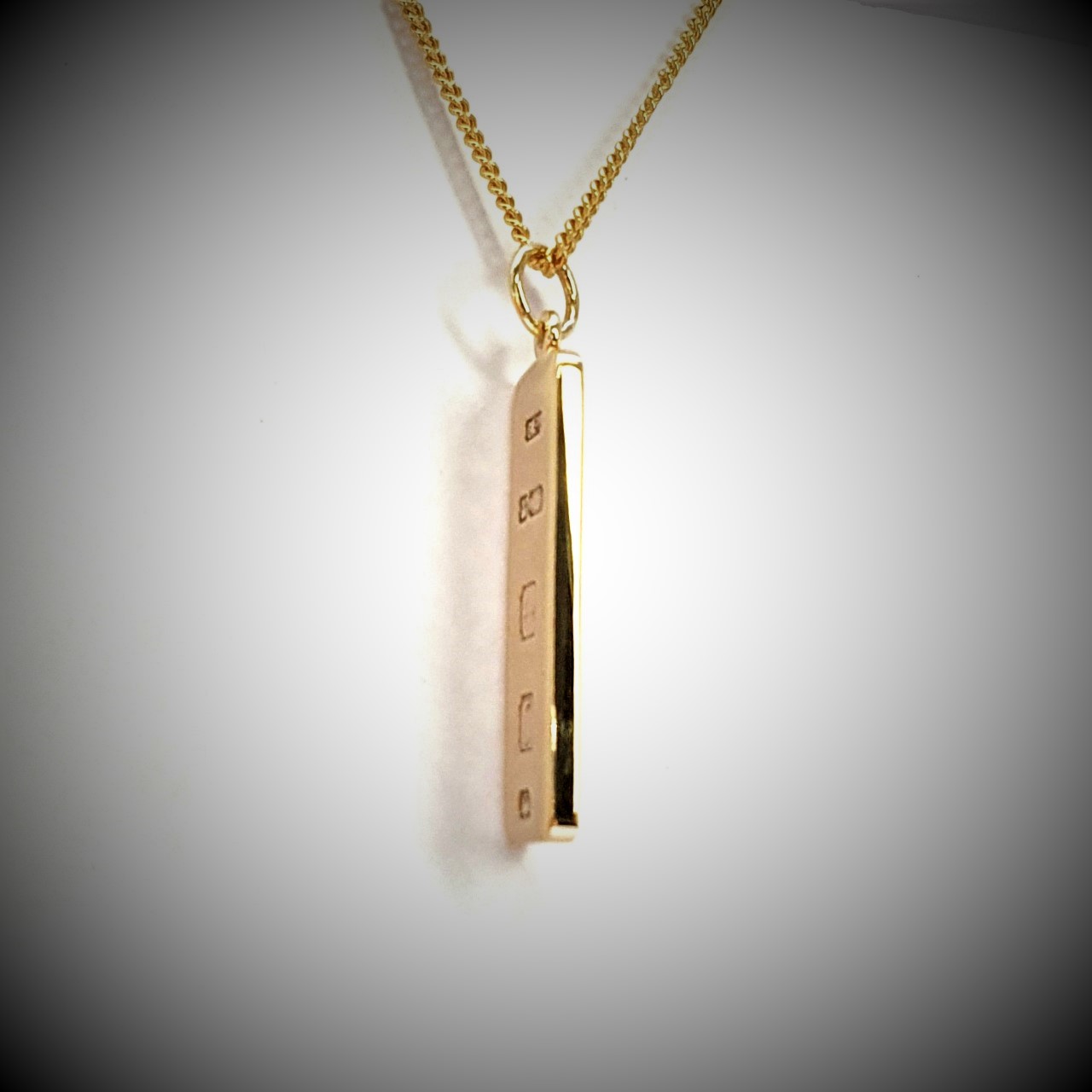 Gold-Ingot-&-Chain-PQ00388