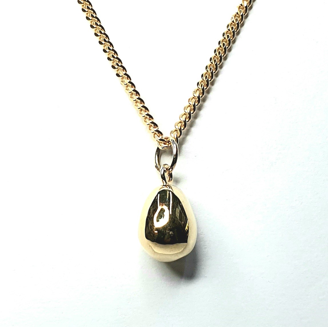 Solid-Gold-Egg-Pendant-PC00535
