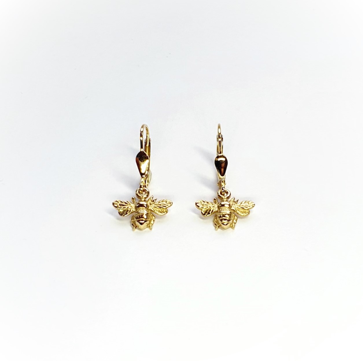 9ct-Gold-Bumble-Bee-Drop-Earrings-With-French-Wire-Fittings-ED00823