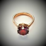 9ct-Rose-Gold-Mozambique-Garnet-Ring-R0126