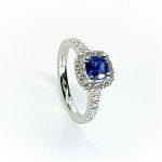 Cushion-Shape-Sapphire-&-Diamond-Platinum-Cluster-Ring-RPT0177