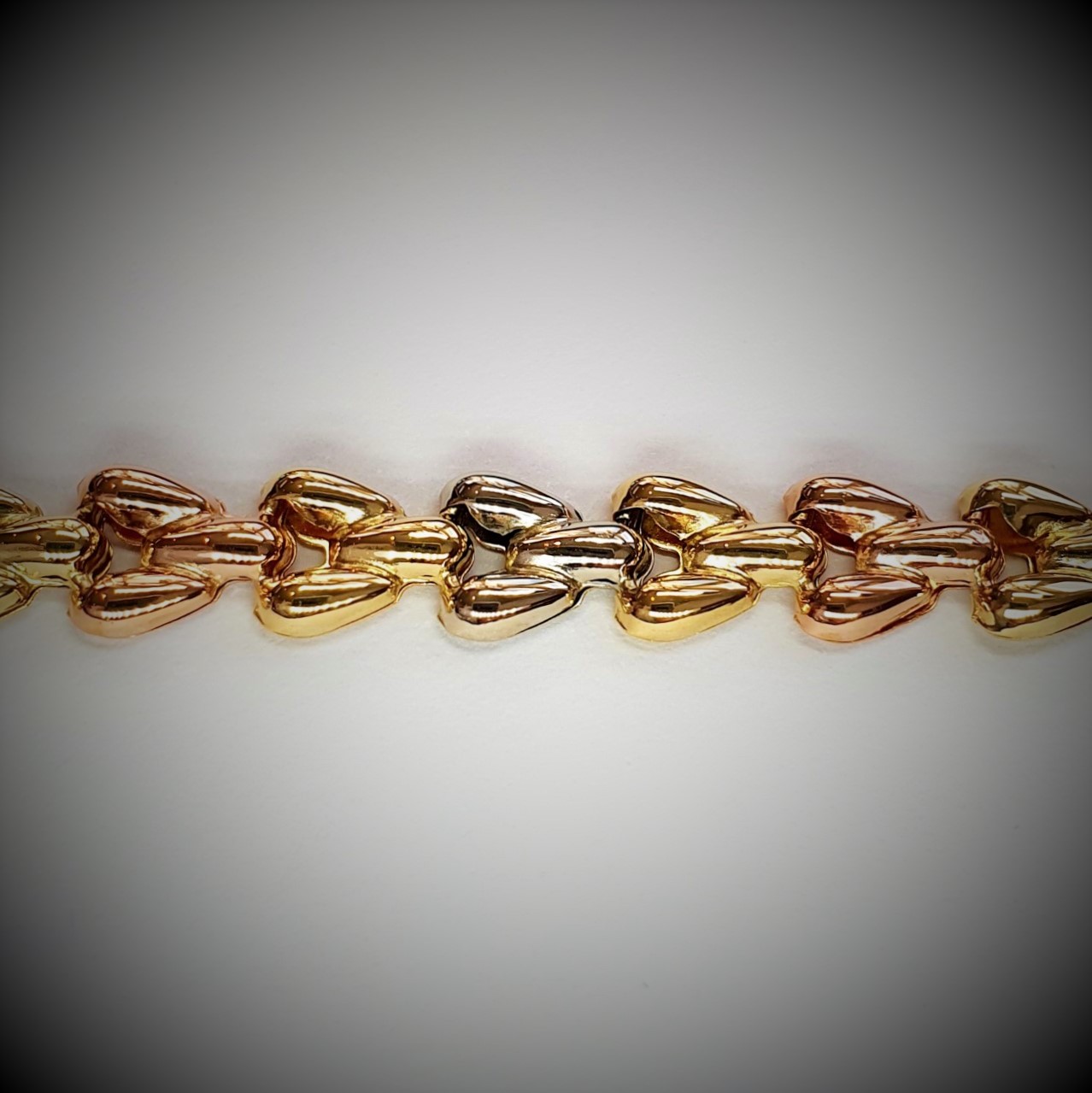 18ct-Three-Colour-Gold-Bracelet-BLA0084