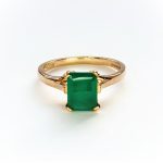 9ct-Yellow-Gold-Emerald-Cut-Green-Agate-Dress-Ring-R0064
