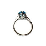 9ct-White-Gold-9mm-Round-Blue-Topaz-Ring-R0127
