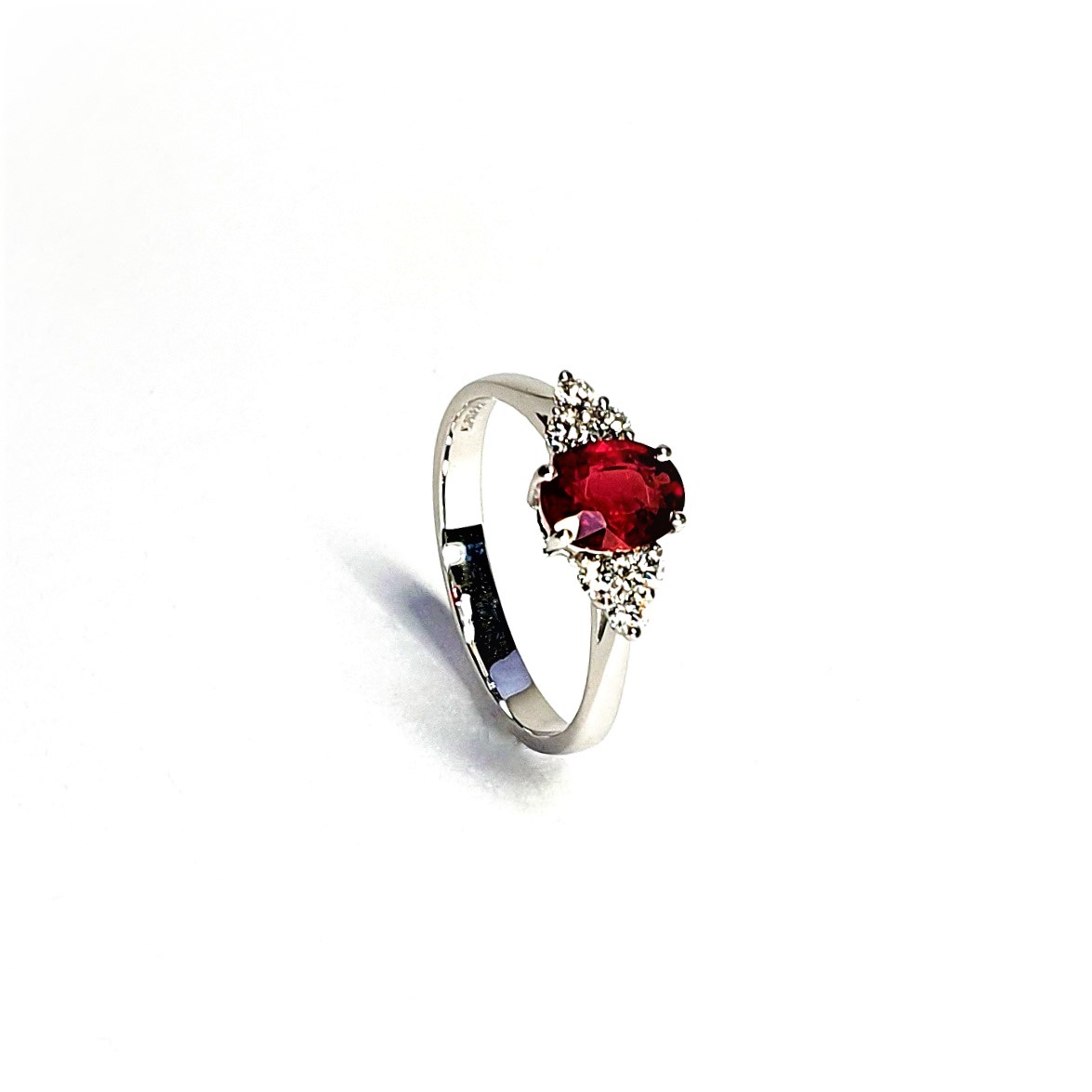 18ct-White-Gold-Oval-Ruby-and-Diamond-Ring-RA00670