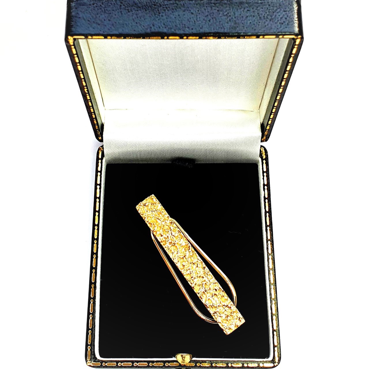 Gold clip for your cash