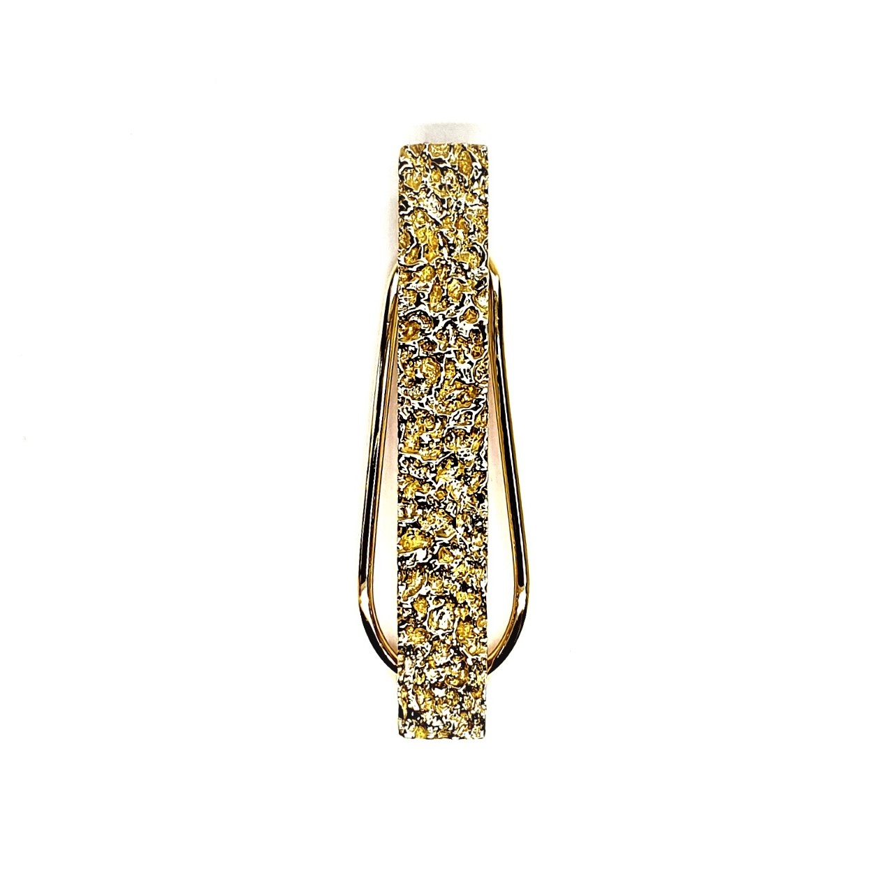Elegant gold handmade clip with intricate design