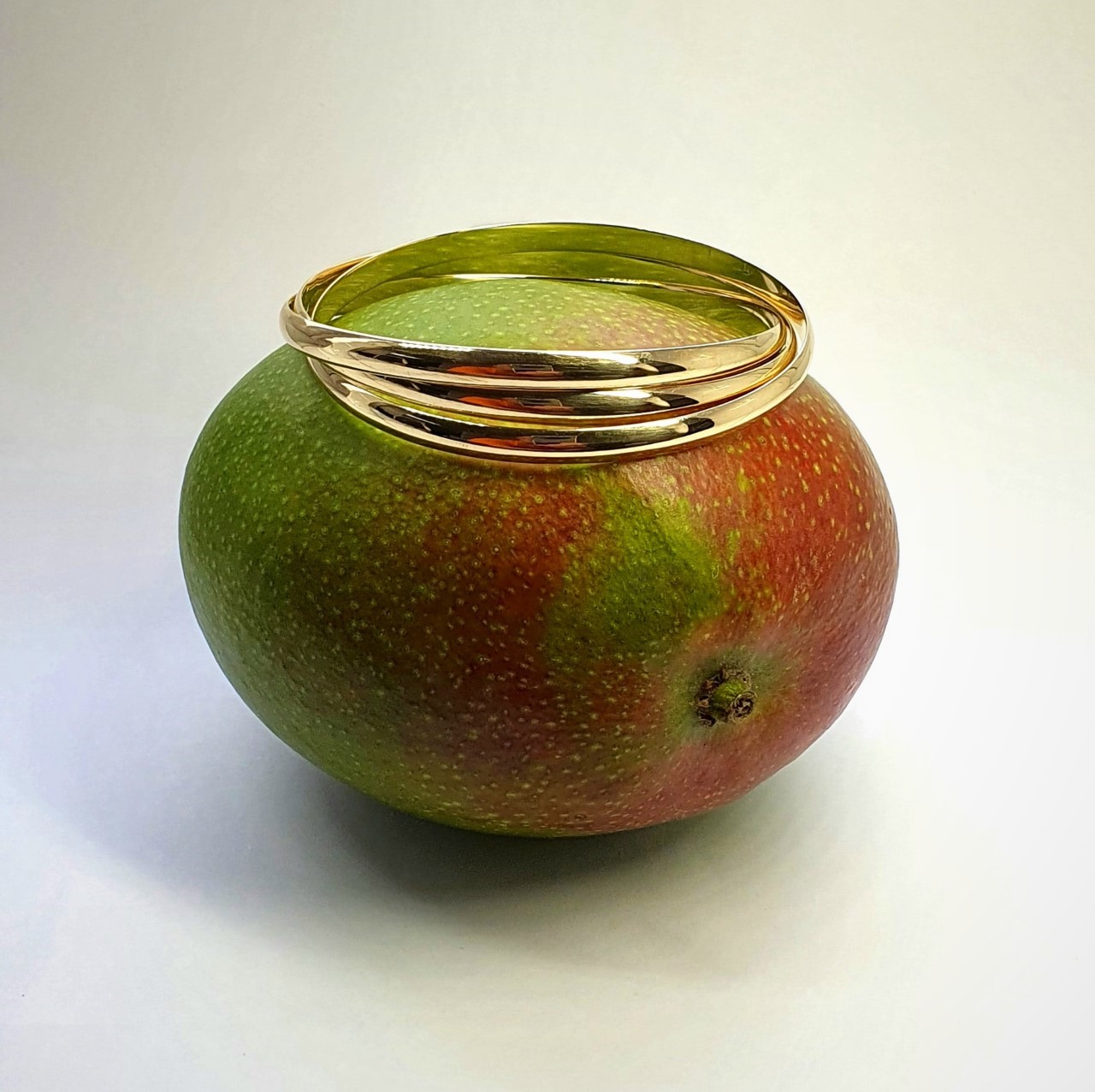 All-9ct-Yellow-Gold-Russian-Trinity-Bangle-B00055