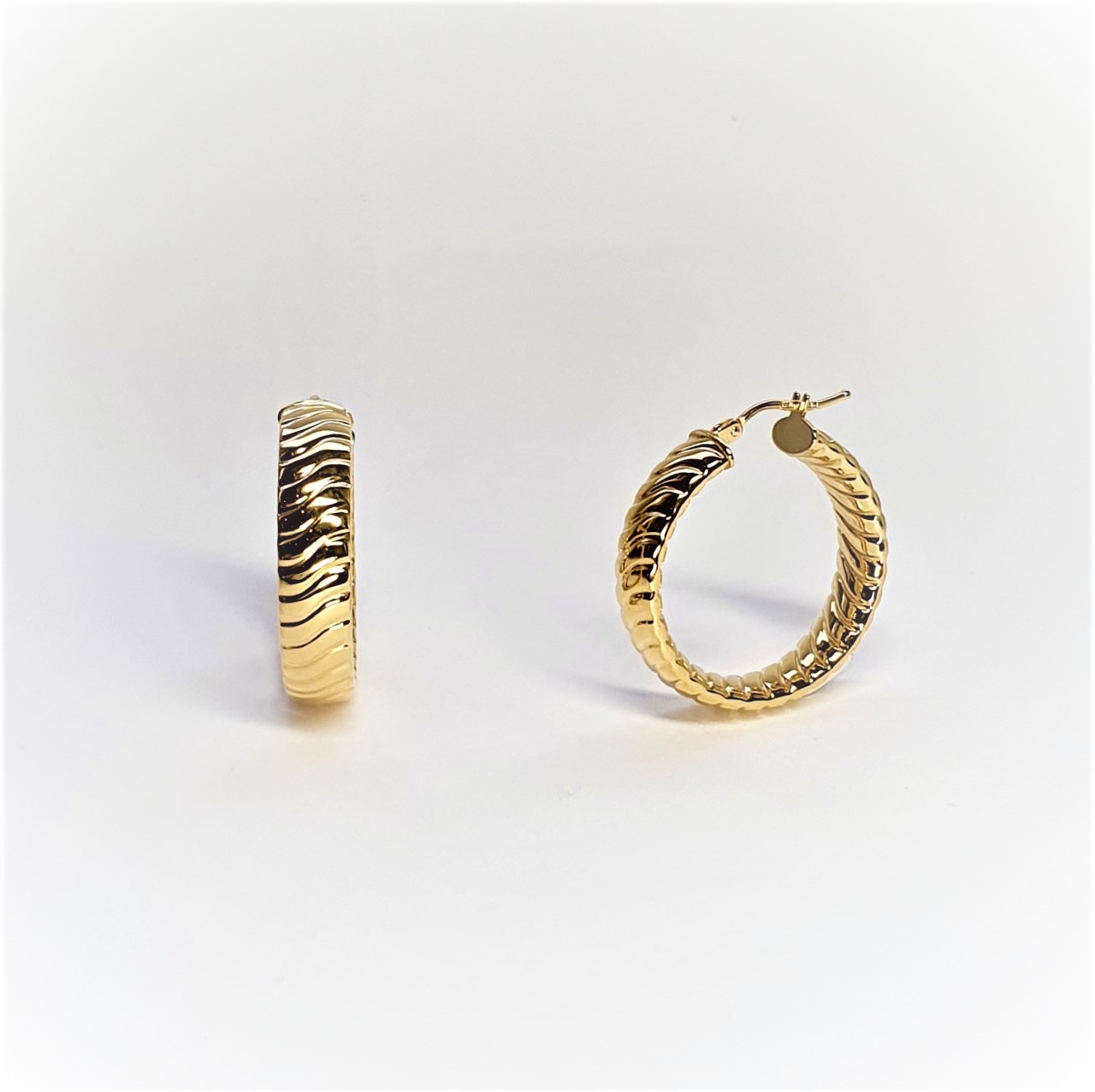 25mm-Diameter-9ct-Gold-Twist-Hoop-Earrings--5.9mm-Wide-EL00152