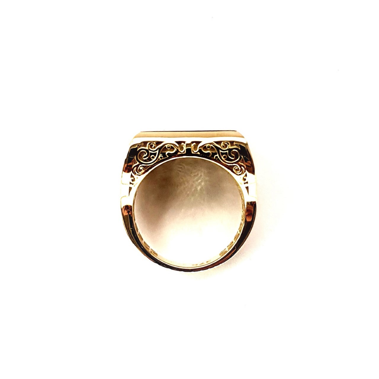9ct-Gold-Rectangular-Black-Onyx-Signet-Ring-RG00050