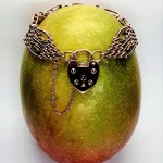 Fancy-Vintage-Rose-Gold-Gate-Bracelet-With-Padlock-Clasp-BLQ00020