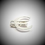 Genuine silver clip for your notes.