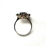 Vintage-Round-Garnet-Cluster-9ct-Gold-Ring-RQ00135