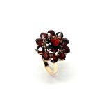 Vintage-Round-Garnet-Cluster-9ct-Gold-Ring-RQ00135