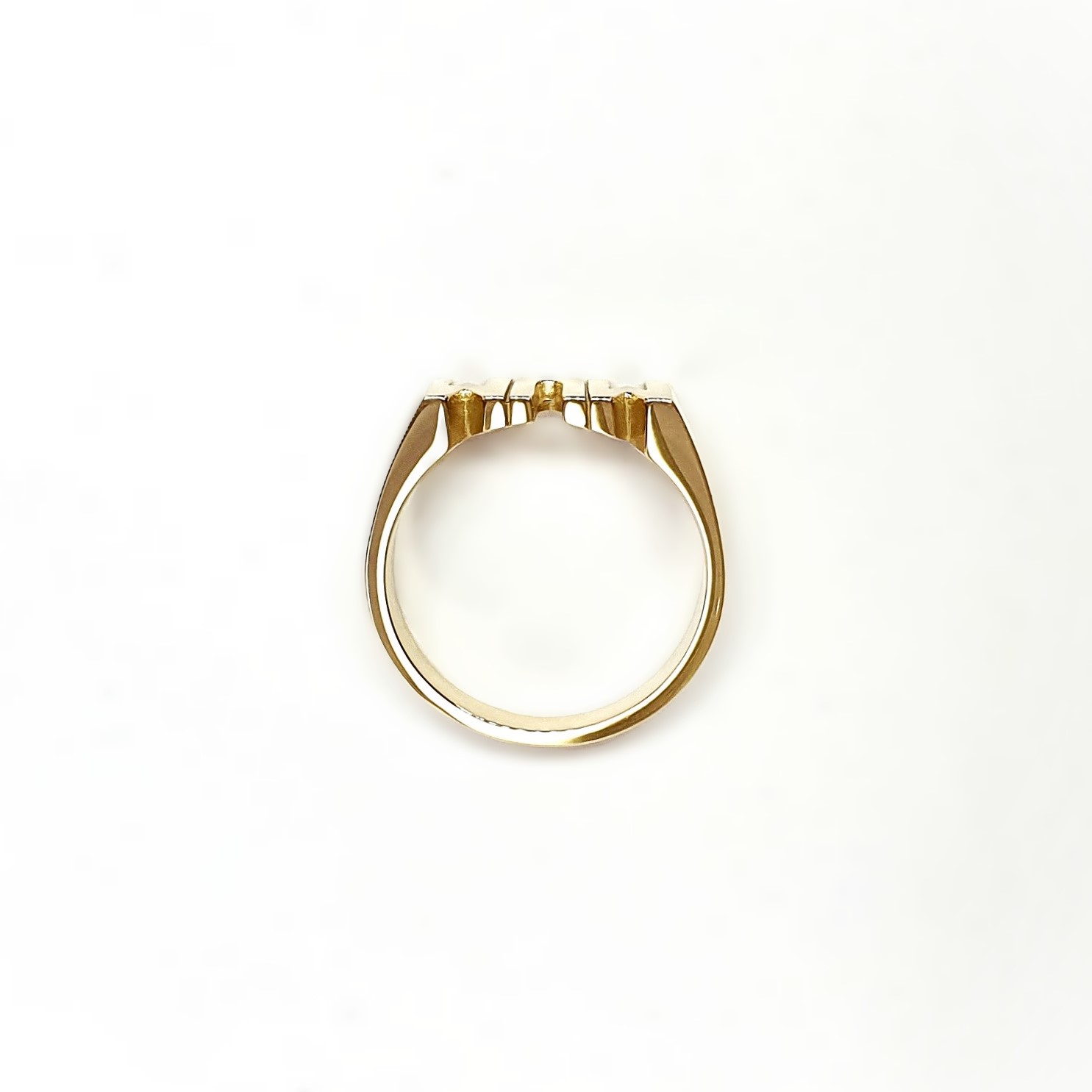 Solid 9ct Gold Mum Ring - Highly polished, London workshop-crafted tribute to motherhood, customizable with optional hand engraving.