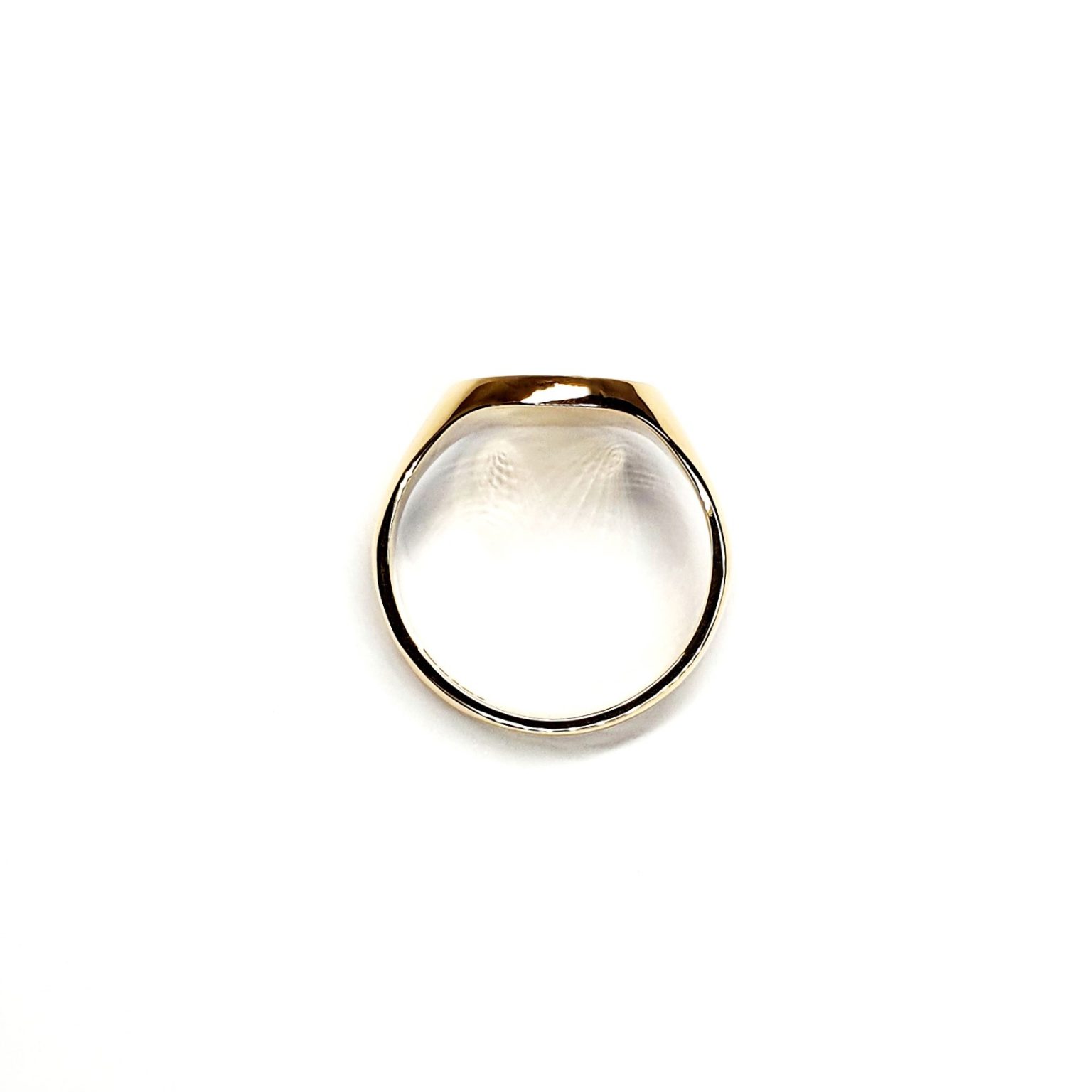 Crafted by hand in solid 9ct yellow gold, a classic premium 13mm x 13mm Round signet ring with a highly polished finish for tradition & style