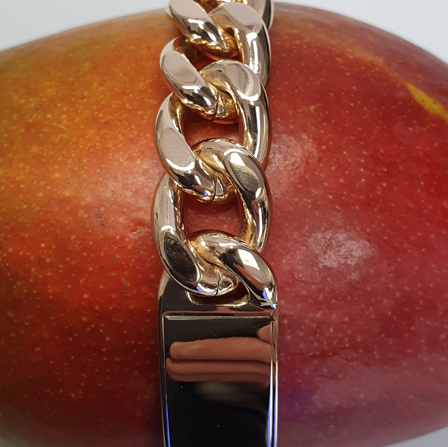 Men's heavy 9ct gold identity bracelet nine inches long weighing 111.3 grammes