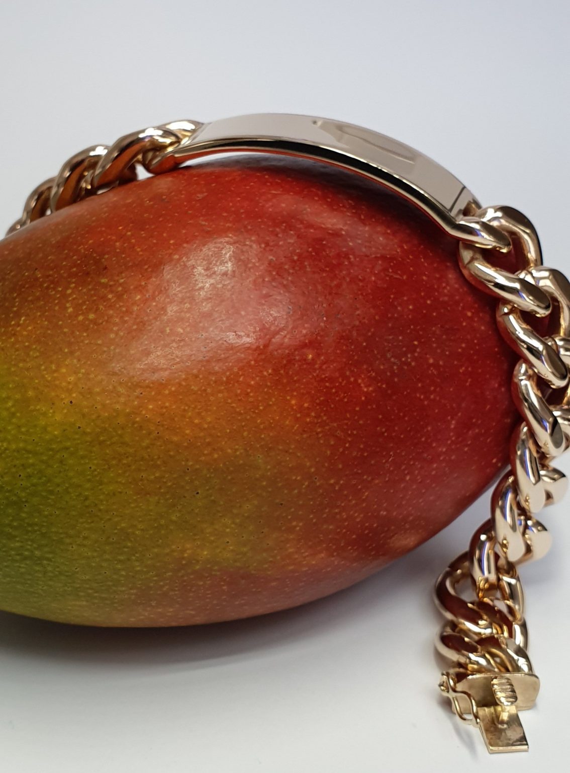 Men's heavy 9ct gold identity bracelet nine inches long weighing 111.3 grammes