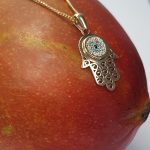 9ct gold Hamza or Hamzah pendant/necklace with a choice of 16,18 or 20 inch curb link chain