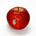 جاءَ ·. ياء,. سُئِلَ ·, واو,, Hamzah, Hamzaa, Hamzahh, Hamsa, Hamsah, Hamzeh, Humza,