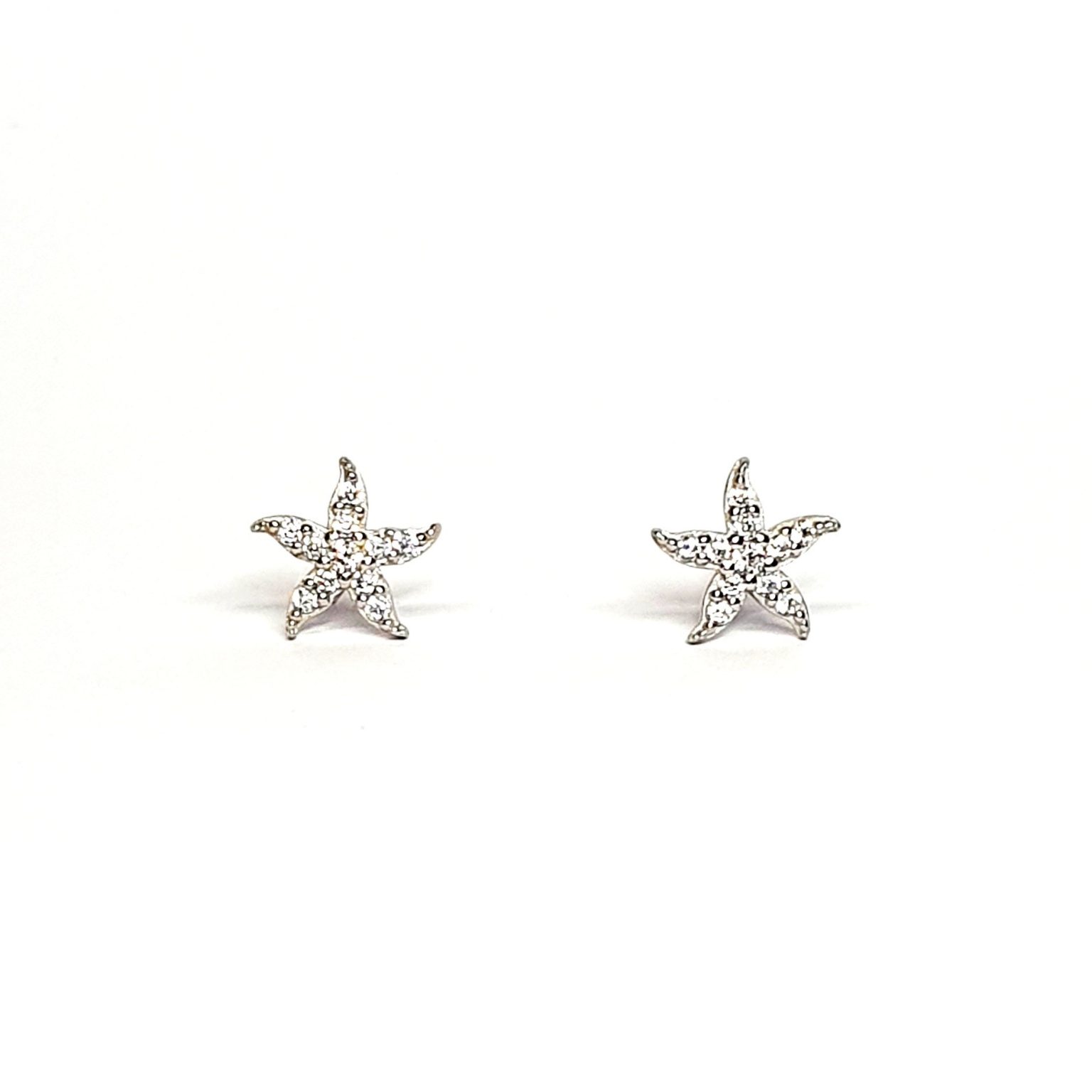 9ct white gold starfish stud earrings set with eleven cubic zirconia's to each stud ES00789.