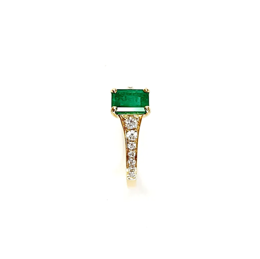 Side view of ring showing one side of the diamond accents