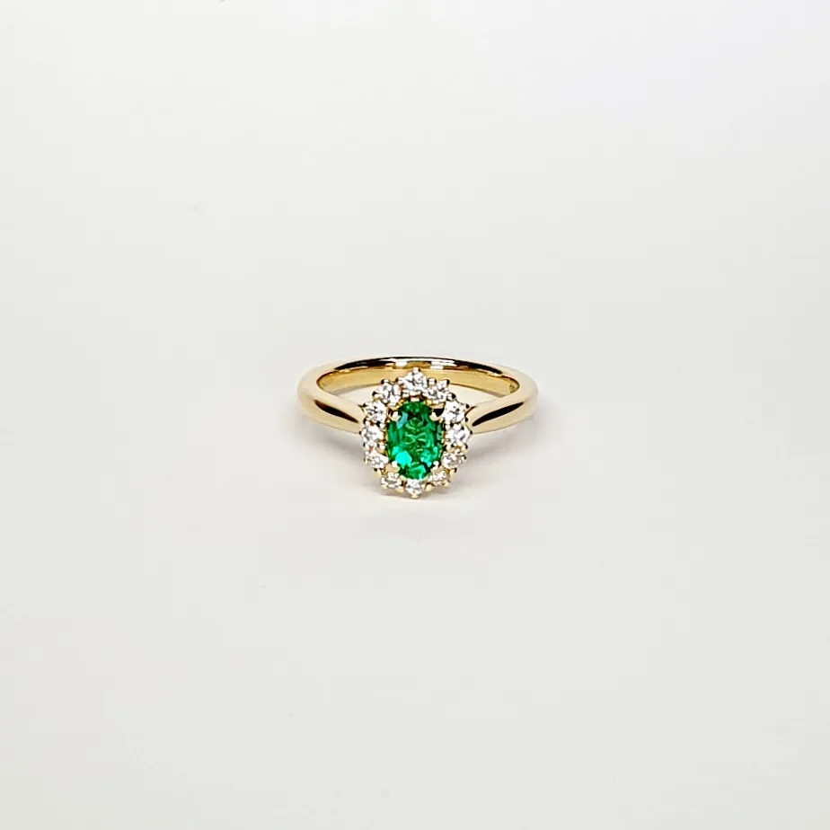 The Highgate 18ct Yellow Gold Oval Emerald and Diamond Cluster Ring RA00695.