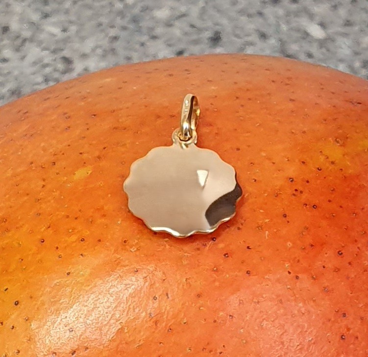 9ct-Gold Fancy-Saint-Christopher Necklace  a petite round Saint Christopher necklace with a scalloped edge PC00545 with a choice of chain lengths. Back view