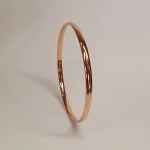 Heavy solid round rose gold bangle B00056.