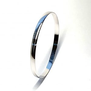 5mm-9ct-White-Gold-Stacking-Bangle-B00049