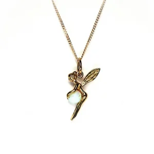 9ct-Yellow-Gold-Fairy-Pendant-Necklace-CMP00014
