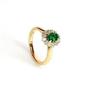 The Highgate 18ct Yellow Gold Oval Emerald and Diamond Cluster Ring RA00695.