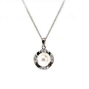 p00378-pearl-dia-pendant-white.jpg